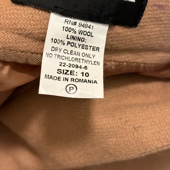 Metrostyle Women's Size 10 Wool Tan Straight Leg Pants with Turn-Up Hems - Picture 7 of 10